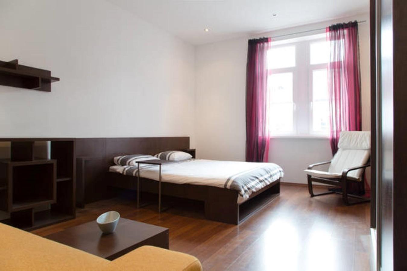 Romantic Central Flat Bratislava Exterior foto
